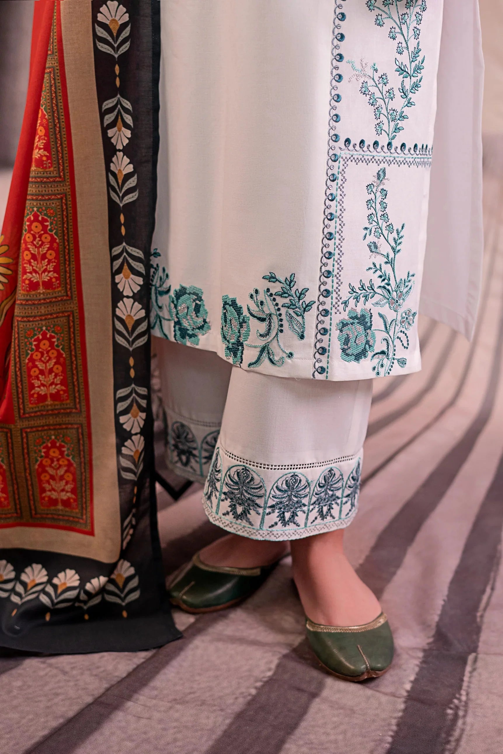 URGE - 3PC LAWN EMBROIDERED SHIRT WITH MONARK PRINTED DUPATTA AND EMB TROUSER BIC-3758