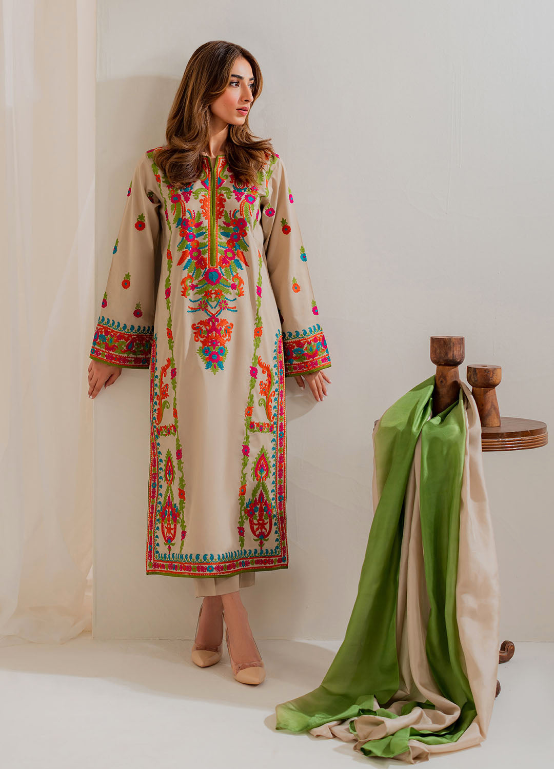 VINTAGE-3PC LAWN EMBROIDERED SHIRT WITH CHIFFON TYE&DYE DUPATTA & TROUSER-BIC-4636