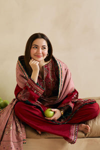 ZARA SHAH JAHAN-3PC DHANAK EMBROIDERED SHIRT WITH COURTRAI WOOL PRINTED SHAWL AND EMB TROUSER-BIC-4042