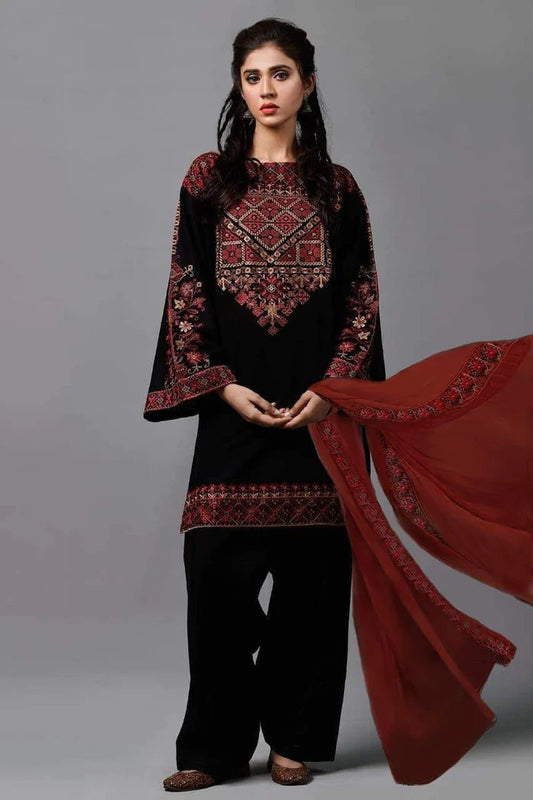 KAYSERIA- 3PC LAWN HEAVY EMBROIDERED SHIRT WITH BAMBER CHFFON EMBROIDERED DUPATTA-BIC-2635