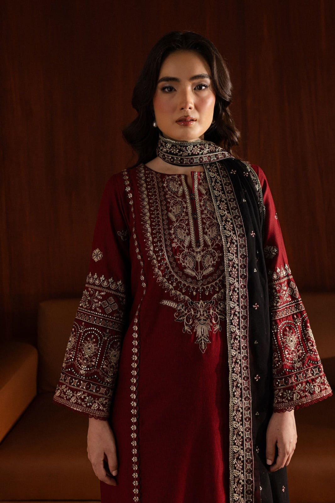 BATIK-3PC DHANAK EMBROIDERED SHIRT WITH CHIFFON EMBROIDERED DUPATTA AND EMB TROUSER BIC-4140