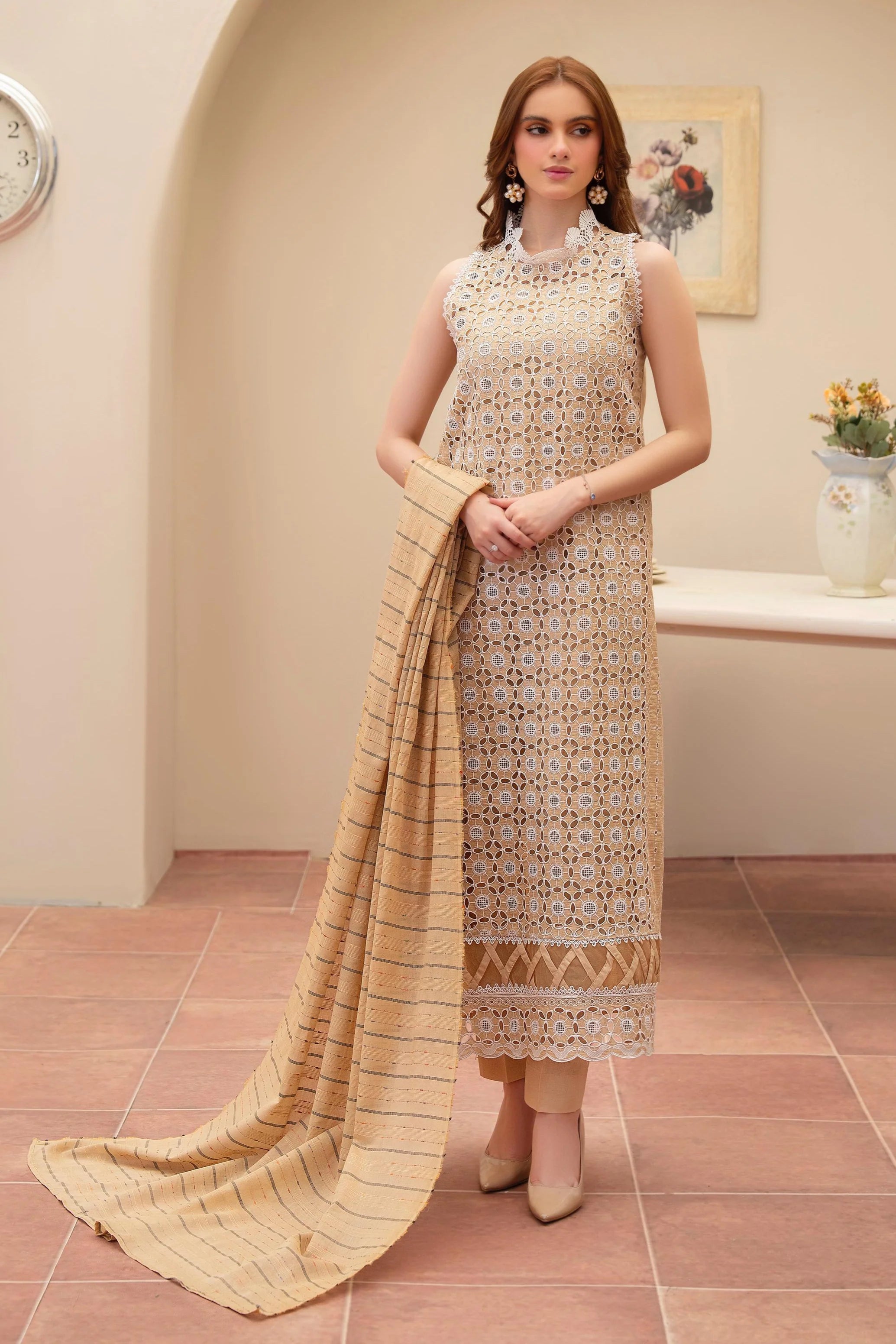 MIRAKHI - 3PC LAWN CHIKENKAARI EMBROIDERED SHIRT WITH LAWN TUBE SLUB DUPATTA AND TROUSER-BIC-6100