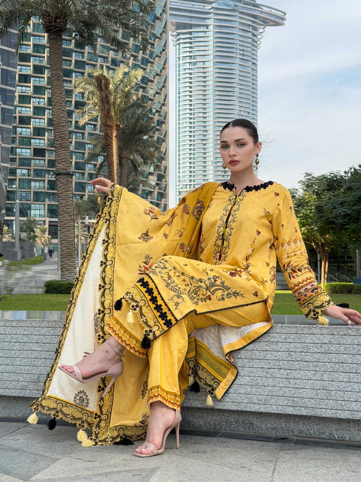 BRANDSINN-3PC KARANDI PRINTED EMBROIDERED SHIRT WITH KARANDI PRINTED EMB SHAWL & PRINTED TROUSER-BIC-0124