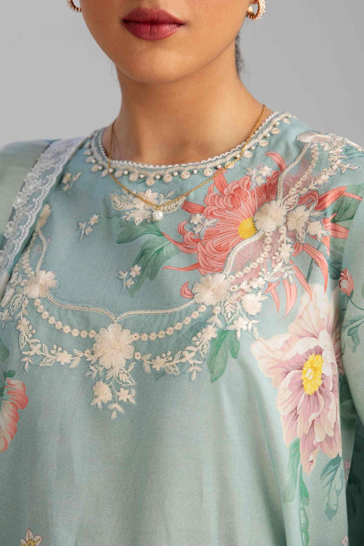 ZARA SHAHJAHAN-3PC LAWN PRINTED EMBROIDERED SHIRT CHIFFON  PRINTED DUAPTTA AND TROUSER -BIC-2509