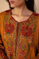 ZARA SHAH JAHAN-3PC DHANAK EMBROIDERED SHIRT WITH DHANAK EMBROIDERED SHAWL AND EMB TROUSER -BIC-4009