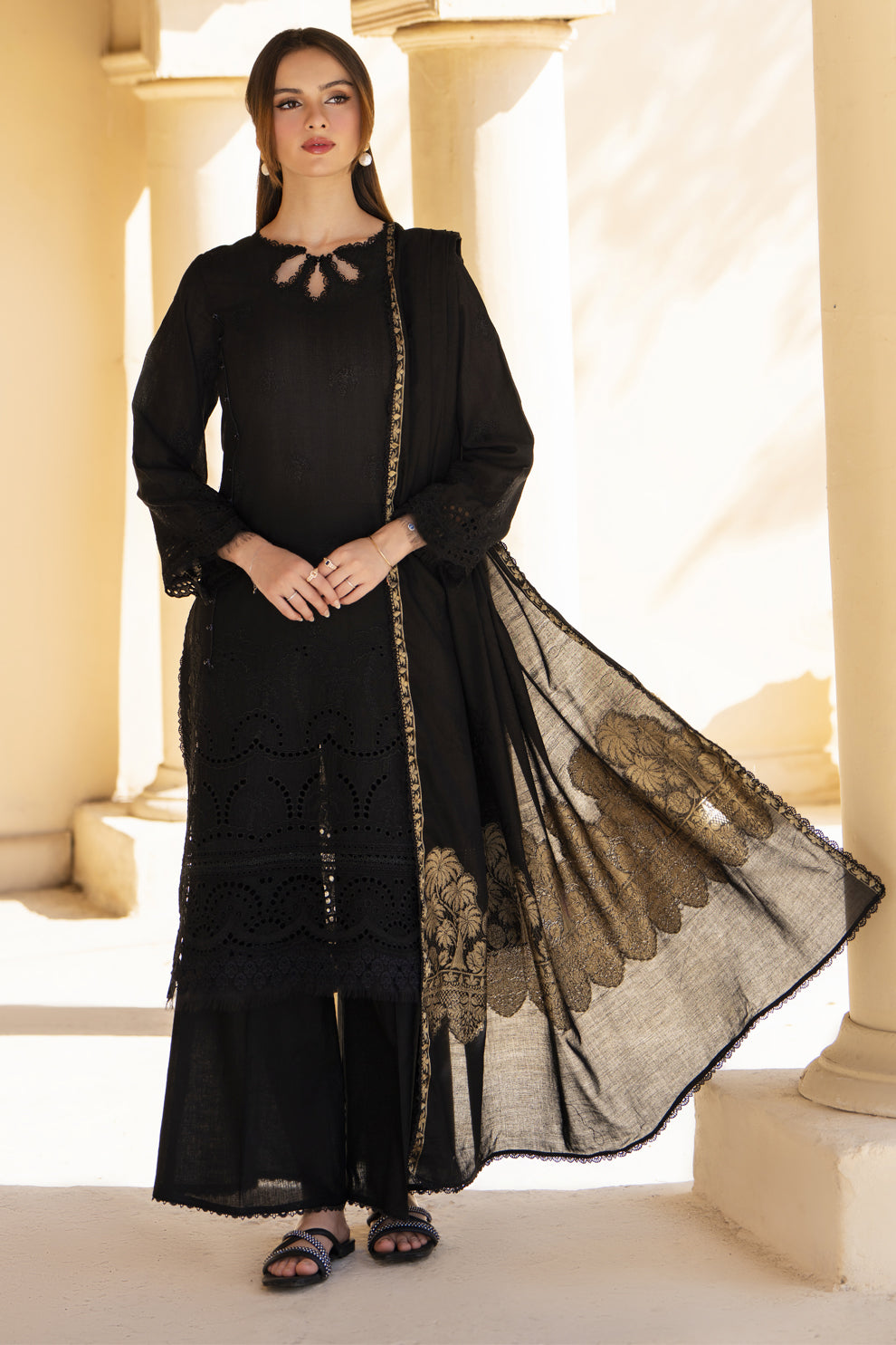 MIRAKHI-3PC LAWN CHIKENKARI EMBROIDERED SHIRT WITH LAWN JAQUARD PRINT DUPATTA -BIC-5200