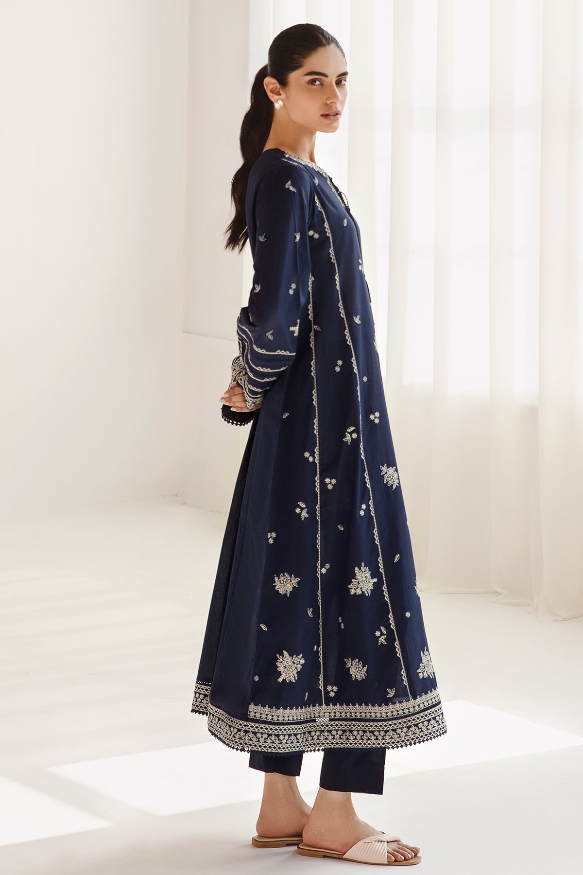 JAZMIN-3PC DHANAK SEQUENCE EMBROIDERED SHIRT WITH COUTRAI PRINTED SHAWL & DHANAK TOUSER-BIC-4182