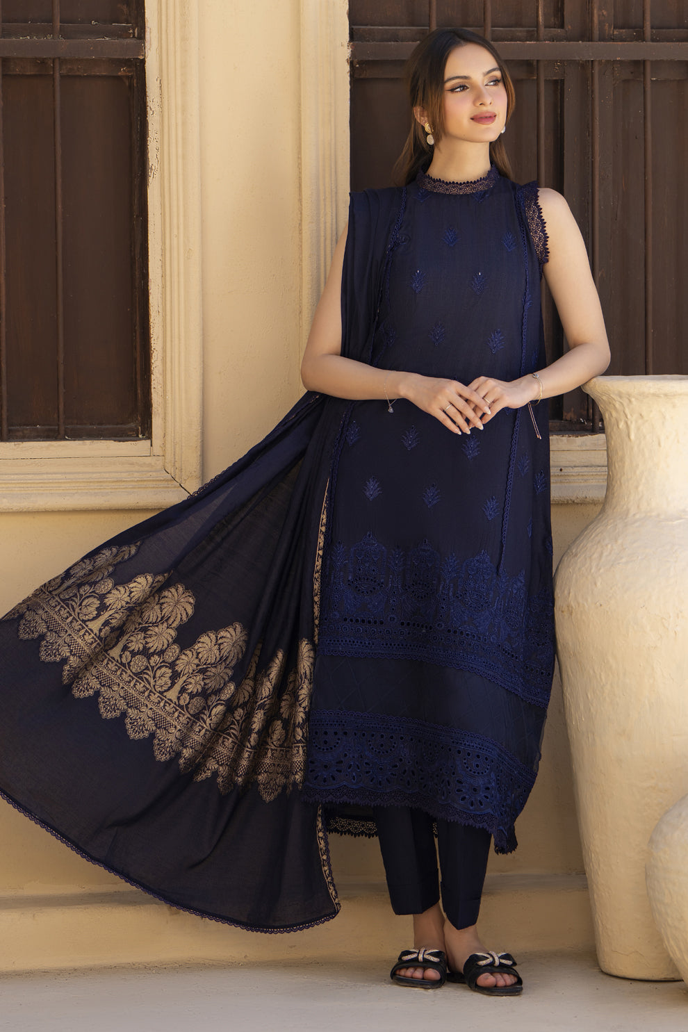 MIRAKHI-3PC LAWN CHIKENKARI EMBROIDERED SHIRT WITH LAWN JAQUARD PRINT DUPATTA -BIC-5300
