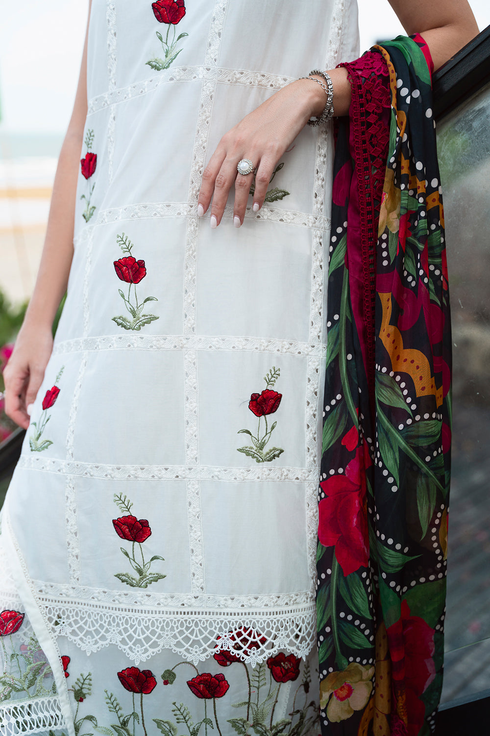 SAIRA- 3PC LAWN EMBROIDERED SHIRT WITH DIAMOND PRINT DUPATTA AND TROUSER-BIC-2872