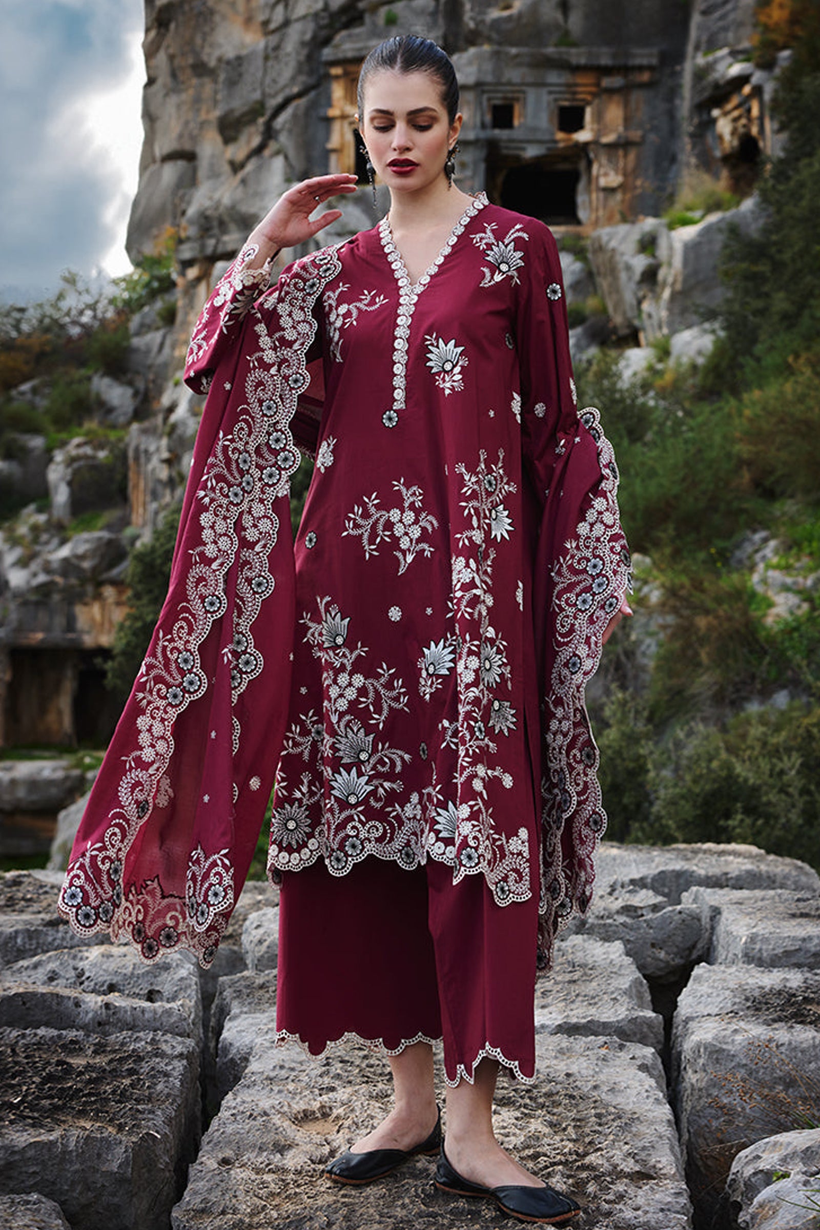 IMAGE-3PC LAWN EMBROIDERED SHIRT WITH CHIFFON EMBROIDERED DUAPATTA AND TROUSER-BIC-3715