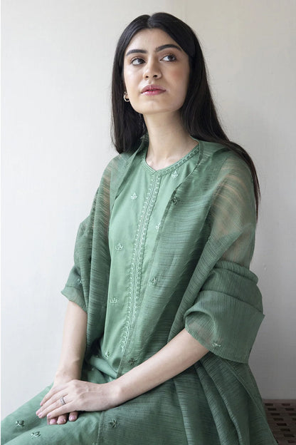 DYOT - 3PC LAWN EMBROIDERED SHIRT WITH ORGANZA EMBROIDERED DUPPATTA & TROUSER-BIC-3615