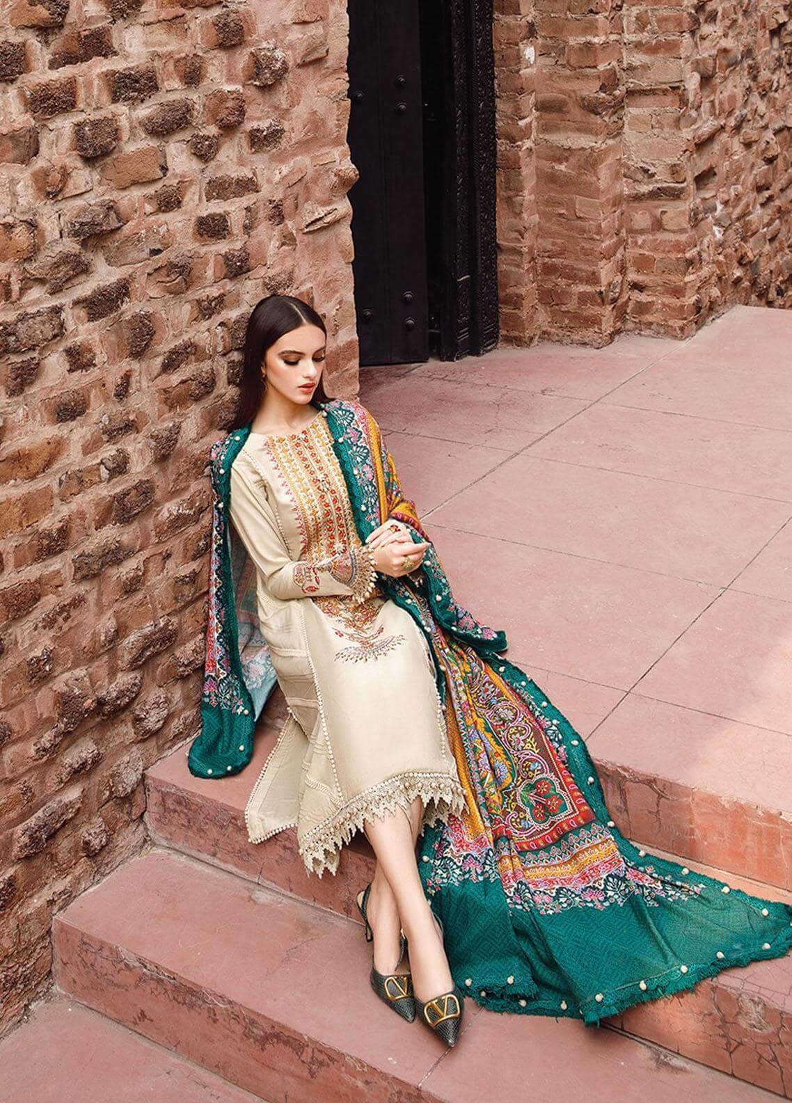 MARIA B- 3PC LAWN EMBROIDERED SHIRT WITH MONARK PRINTED DUPATTA AND TROUSER-BIC-3562