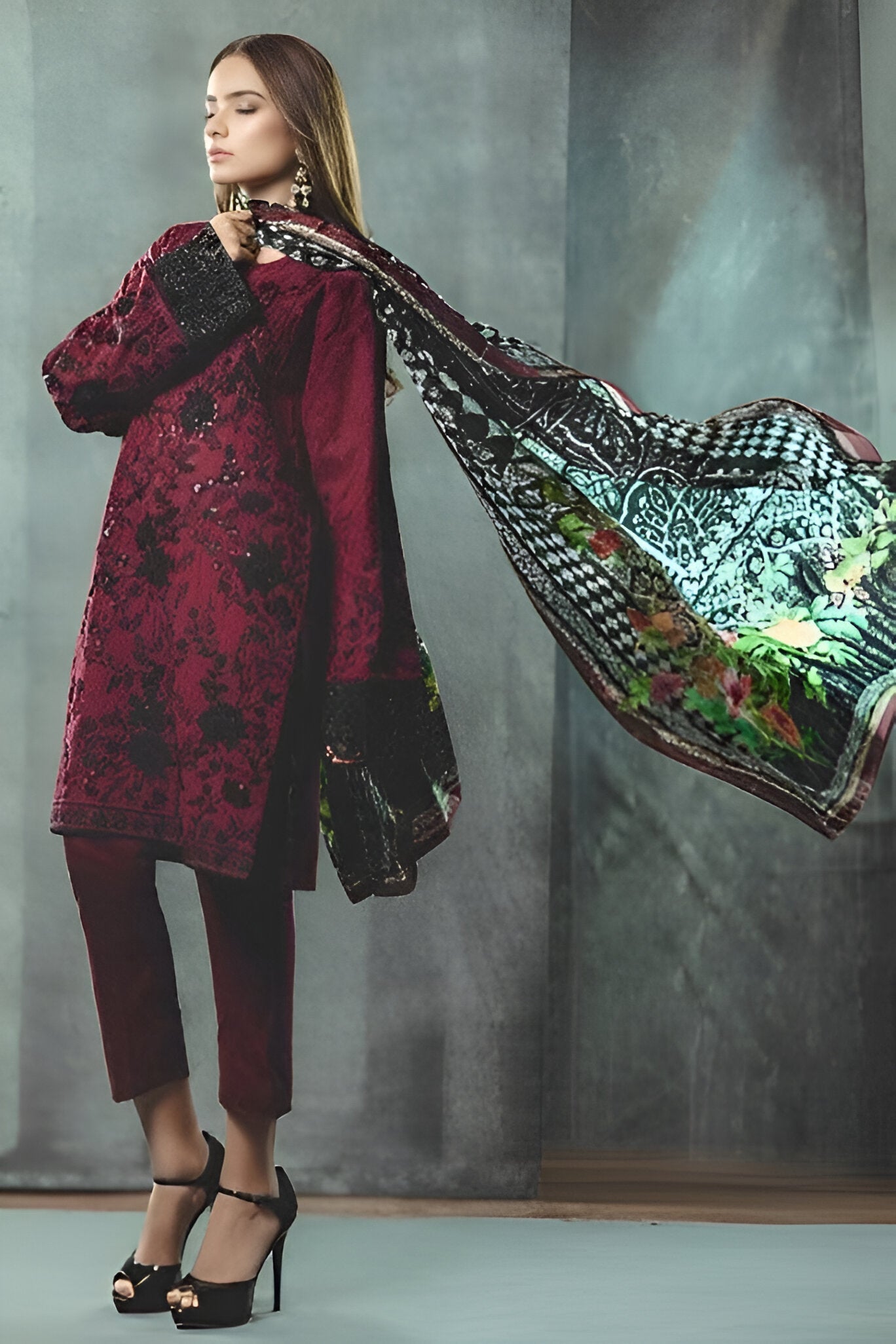 MARIA-B-3PC LAWN SEQUENCE EMBROIDERED WITH DIAMOND PRINT DUPATTA-BIC-2724