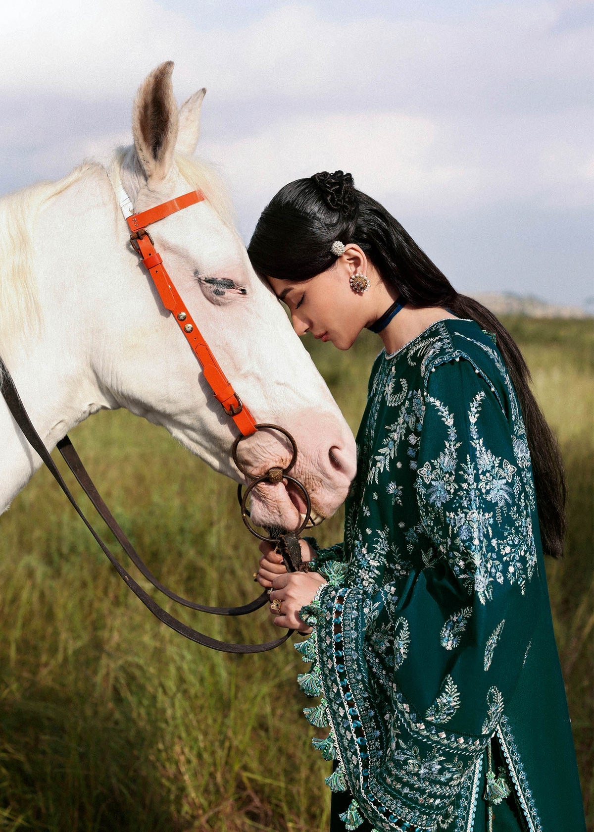 HUSSAIN REHAR-3PC KARANDI EMBROIDERED SHIRT WITH KARANDI EMBROIDERED SHAWL AND TROUSER-BIC-5249