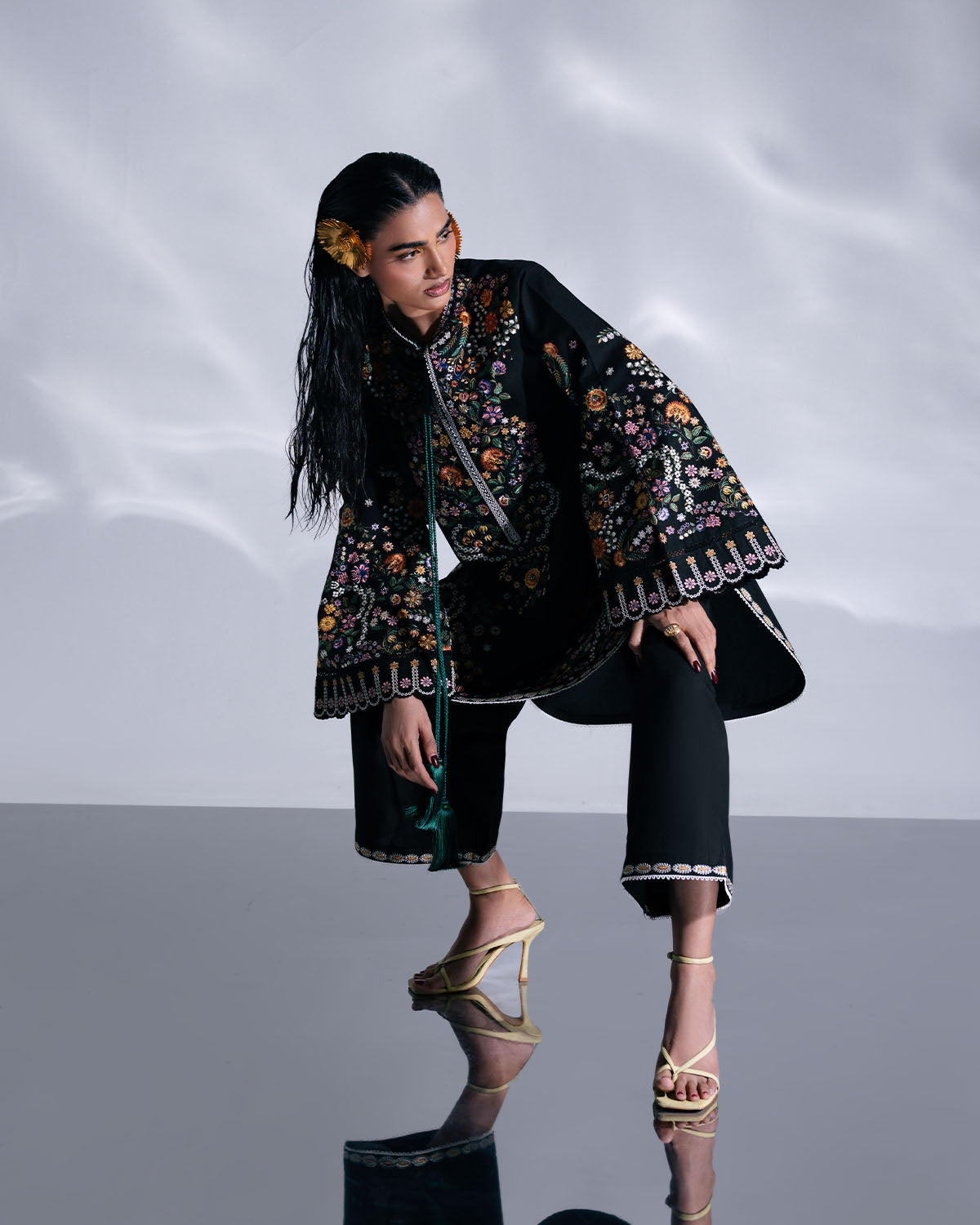 HUSSAIN REHAR-3PC DHANAK EMBROIDERED SHIRT WITH COUTRAI PRINTED SHAWL AND TROUSER-BIC-5237