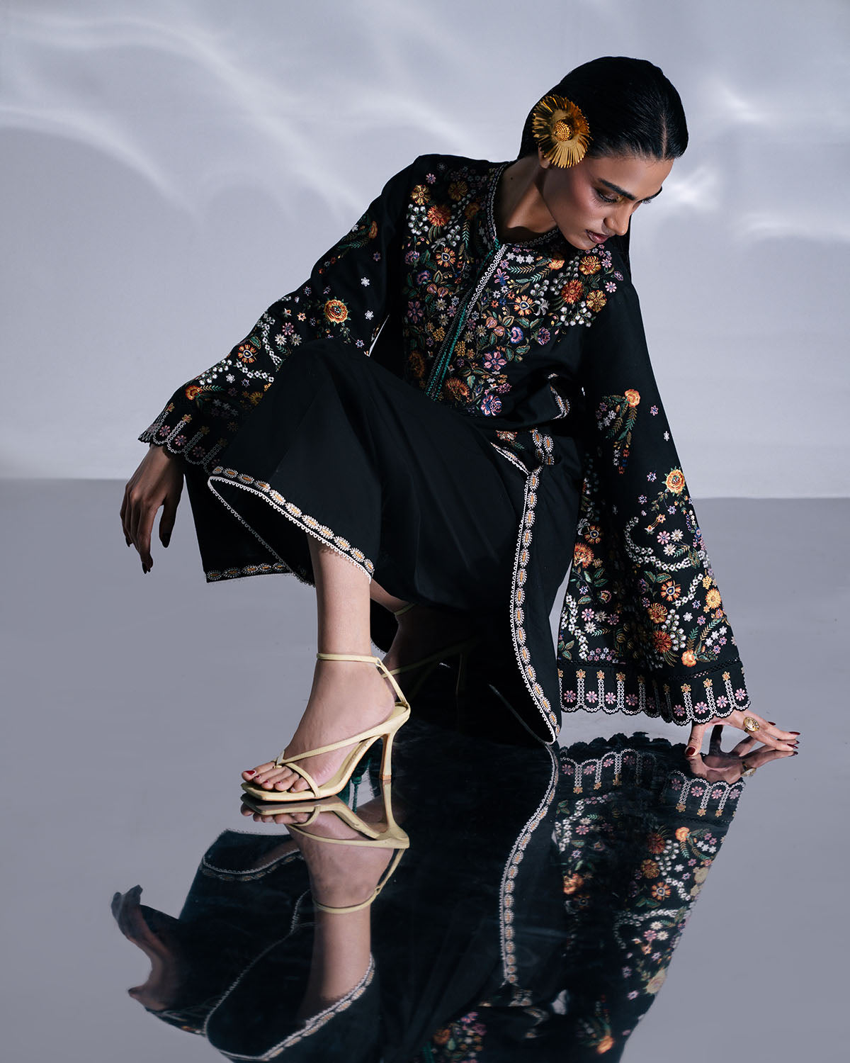 HUSSAIN REHAR-3PC DHANAK EMBROIDERED SHIRT WITH COUTRAI PRINTED SHAWL AND TROUSER-BIC-5237