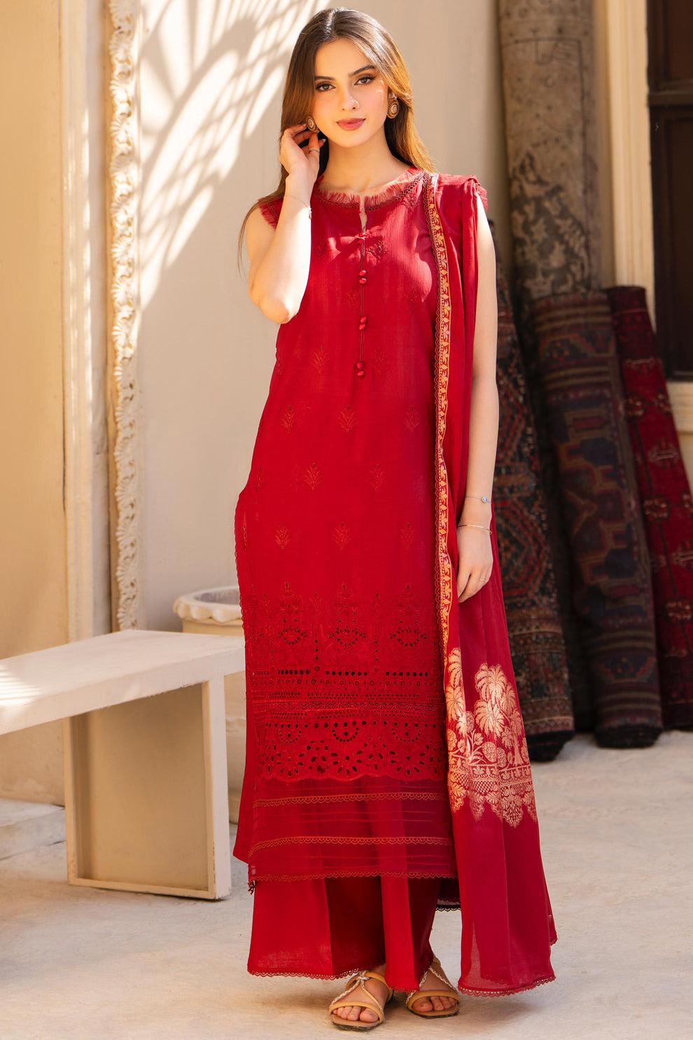MIRAKHI-3PC LAWN CHIKENKARI EMBROIDERED SHIRT WITH LAWN JAQUARD PRINT DUPATTA -BIC-5400