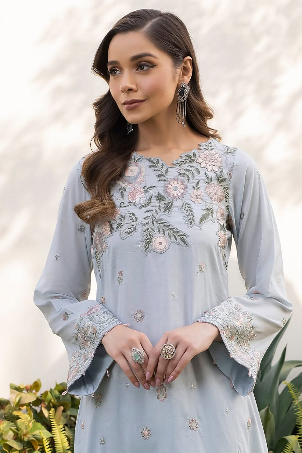 IZNIK-3PC LAWN EMBROIDERED SHIRT WITH CHIFFON EMBROIDERED DUPATTA & LAWN TROUSER-3608